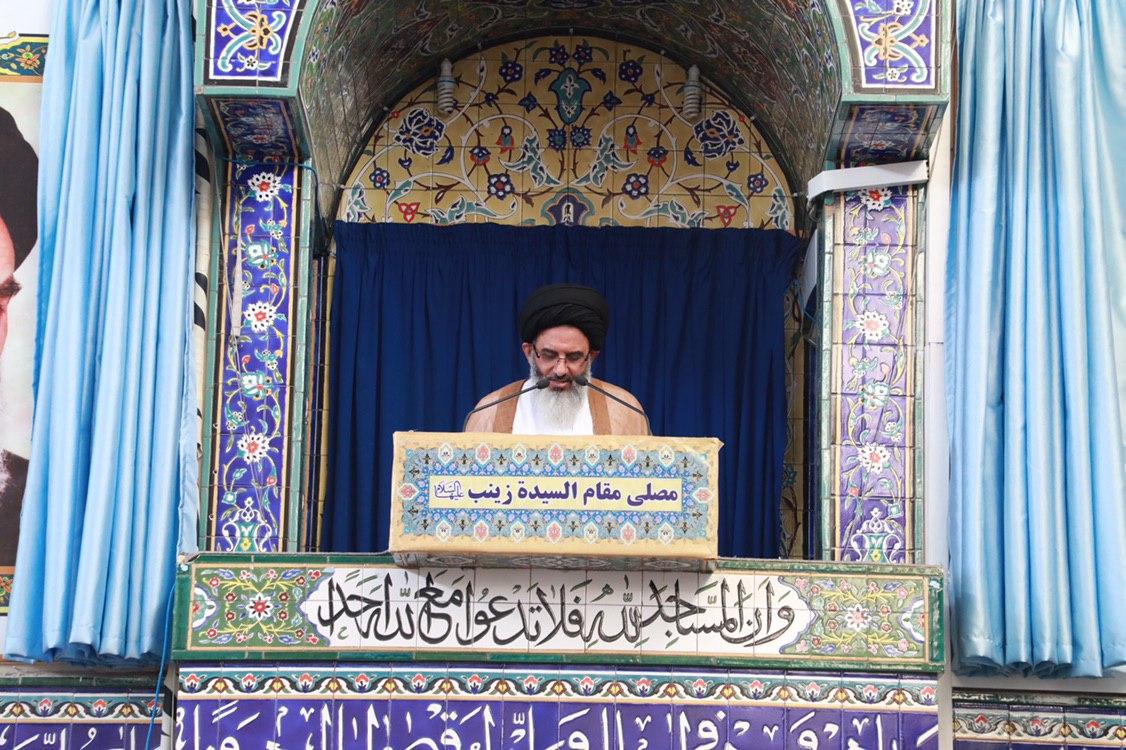 آية الله الطباطبائي الأشكذري: "إنّ العقوبات الاقتصادية الأمريكيةَ الأخيرةَ إعلانُ حربٍ على الشعب السوريِّ الذي سيتجاوزها منتصراً"